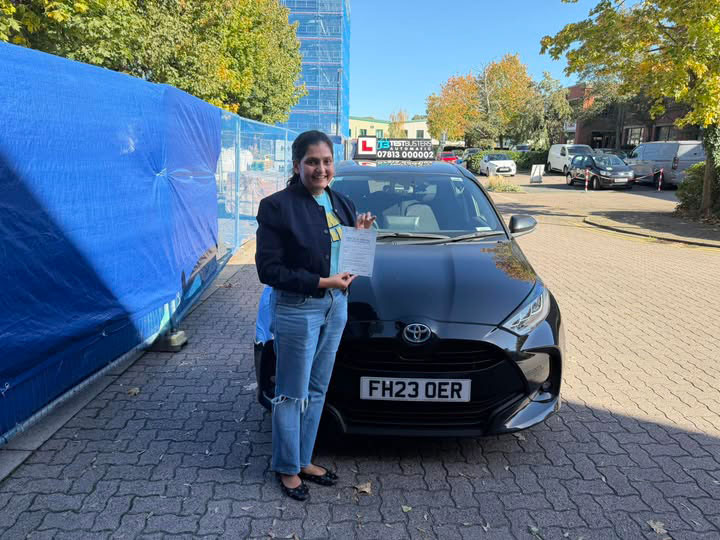 Manual Driving Lessons Hounslow: Learn Confident Gear Control with Expert Instructors